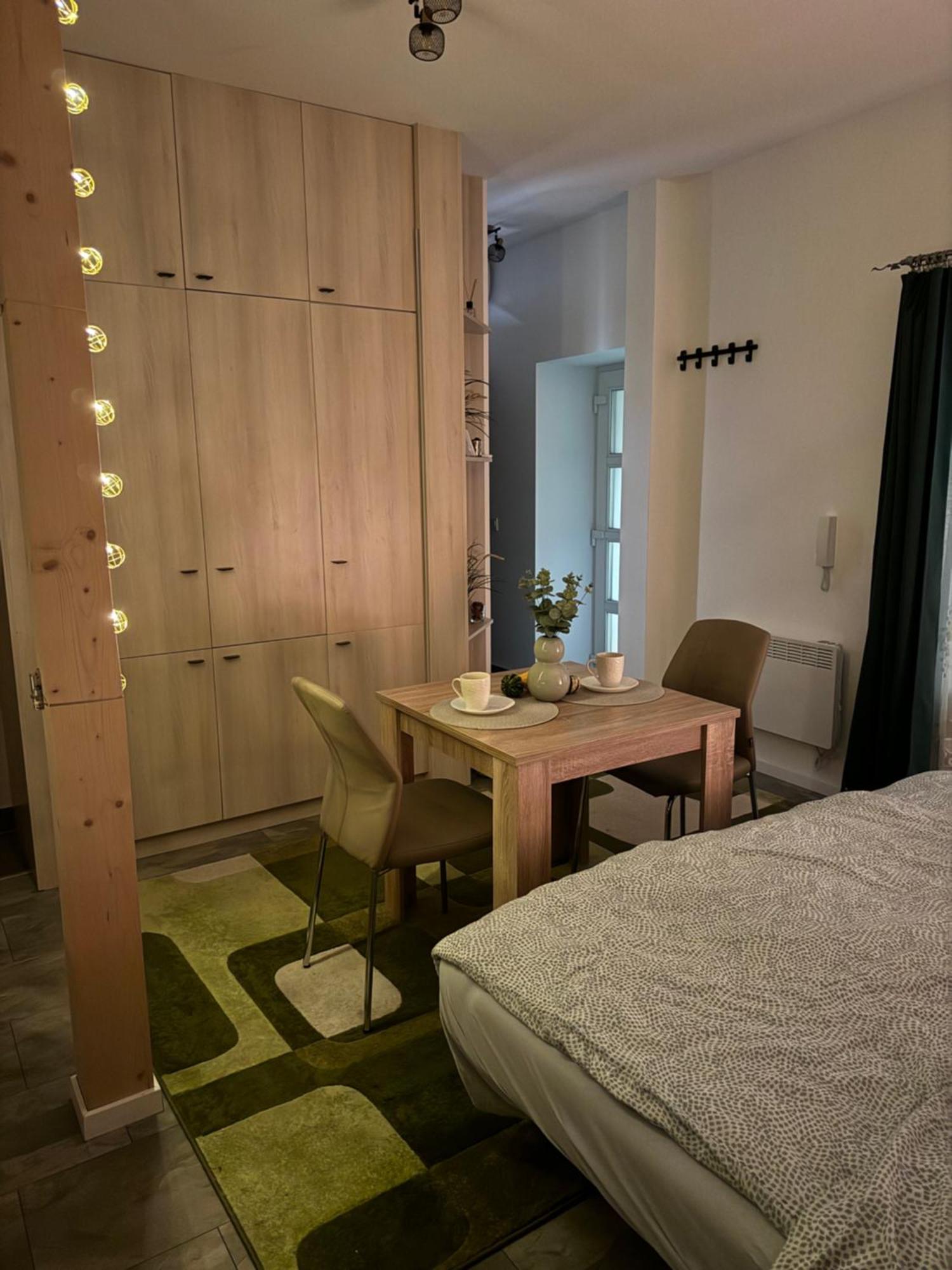 Infinity Apartman Esztergom Exterior foto